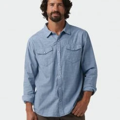 Stio Men's Ashton Chambray Shirt