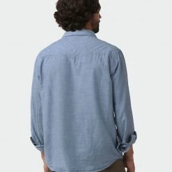 Stio Men's Ashton Chambray Shirt
