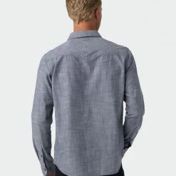 Stio Men's Ashton Chambray Shirt