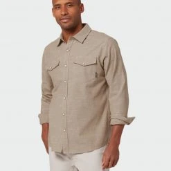 Stio Men's Ashton Chambray Shirt