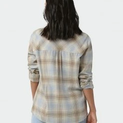 Stio Women's Dovetail Lightweight Flannel Shirt